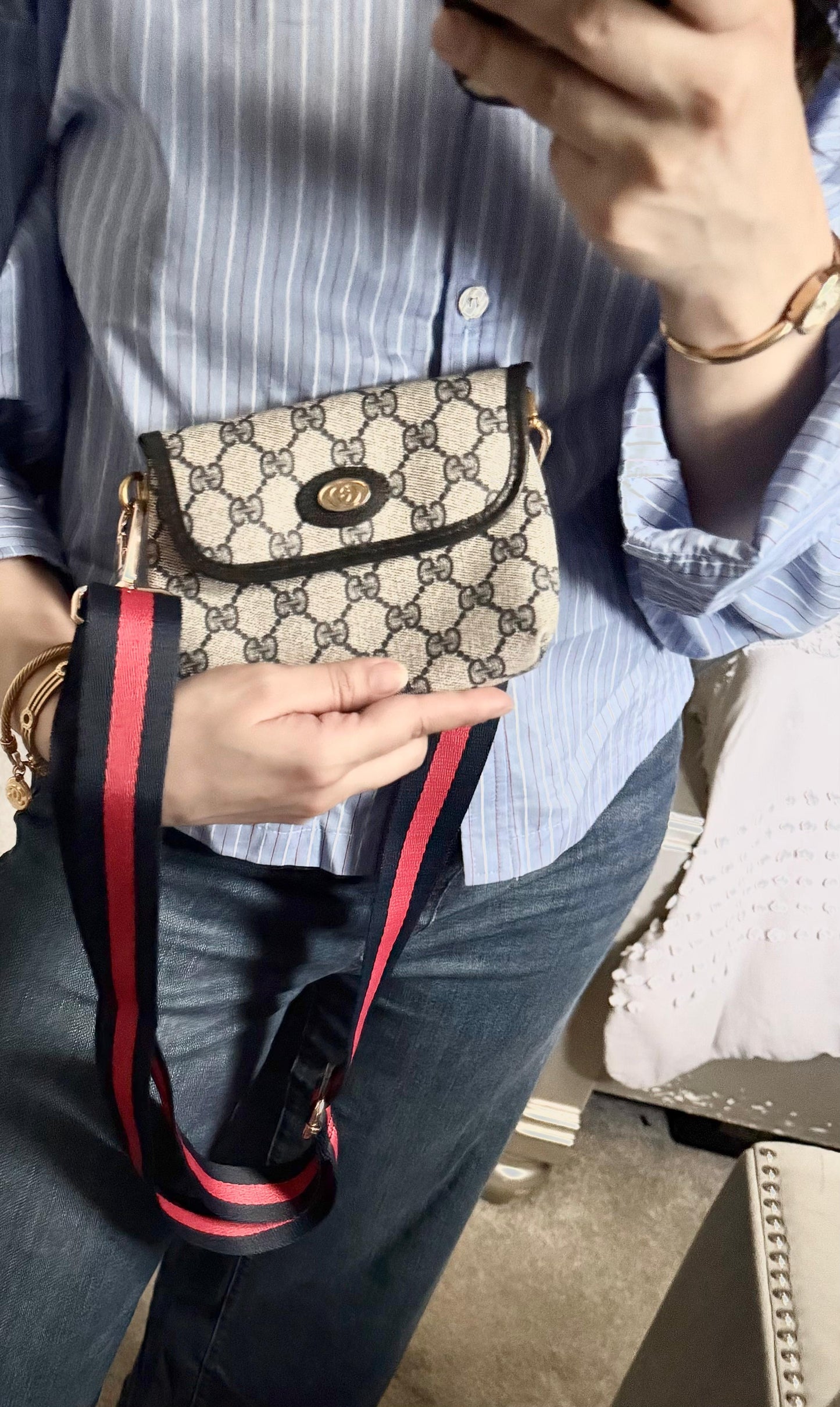 Authentic Gucci vintage web sherry line mini crossbody bag