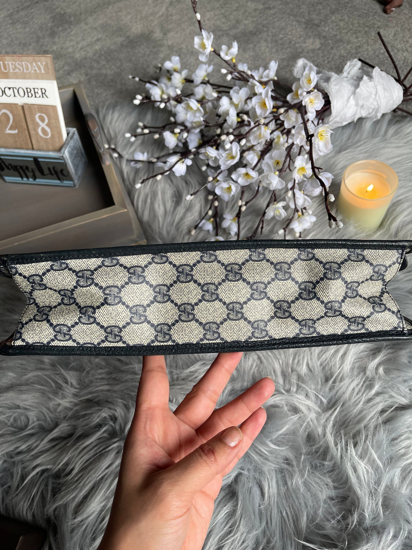 Authentic Gucci vintage GG canvas crossbody