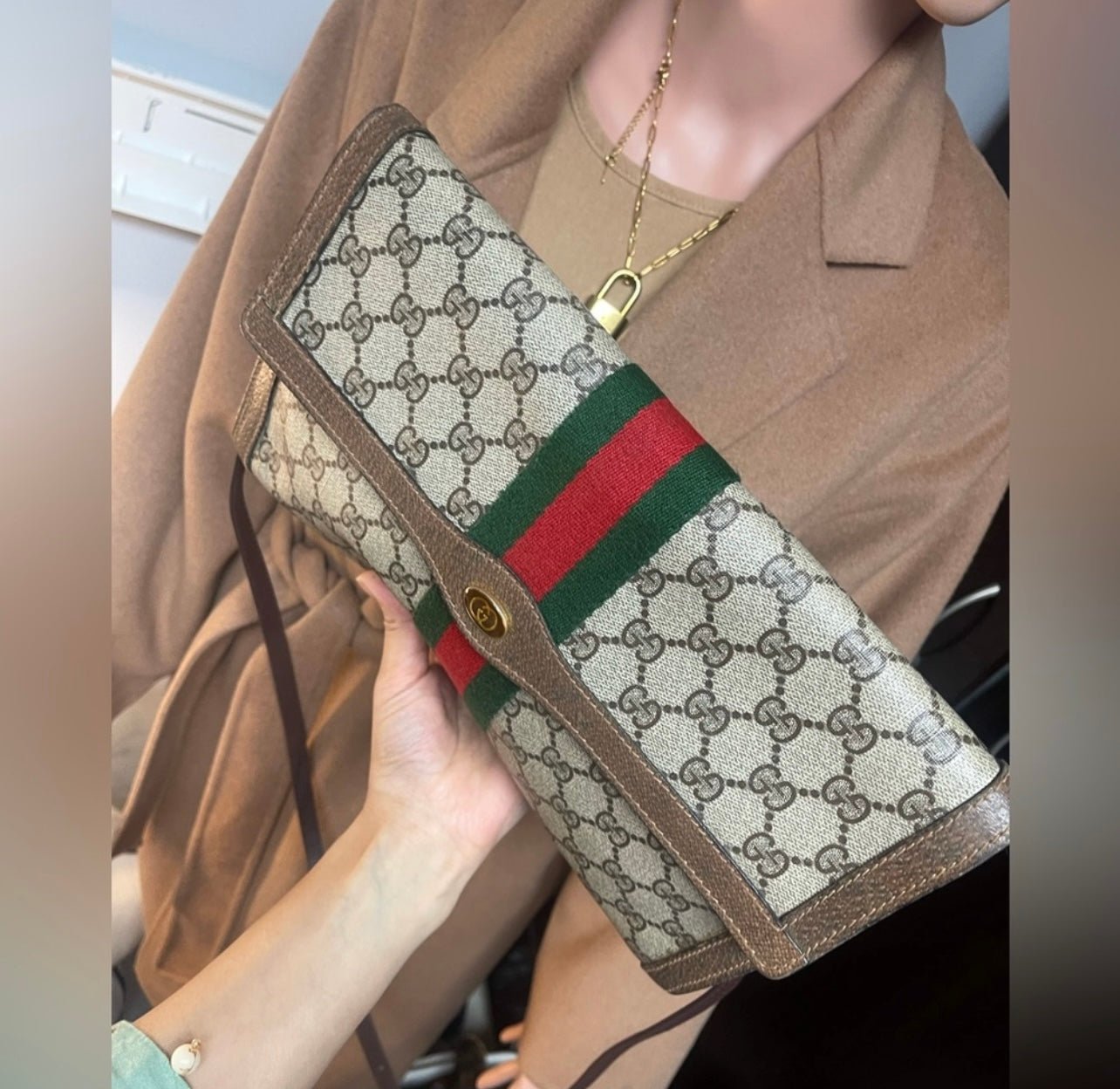 Authentic Gucci vintage crossbody bag