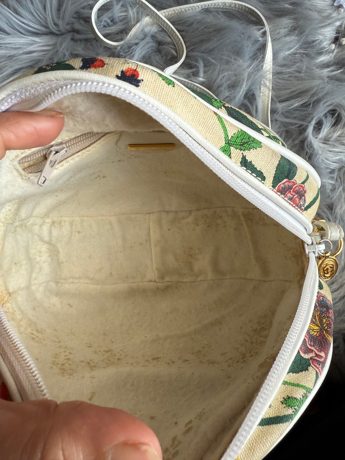 Authentic Gucci vintage crossbody bad