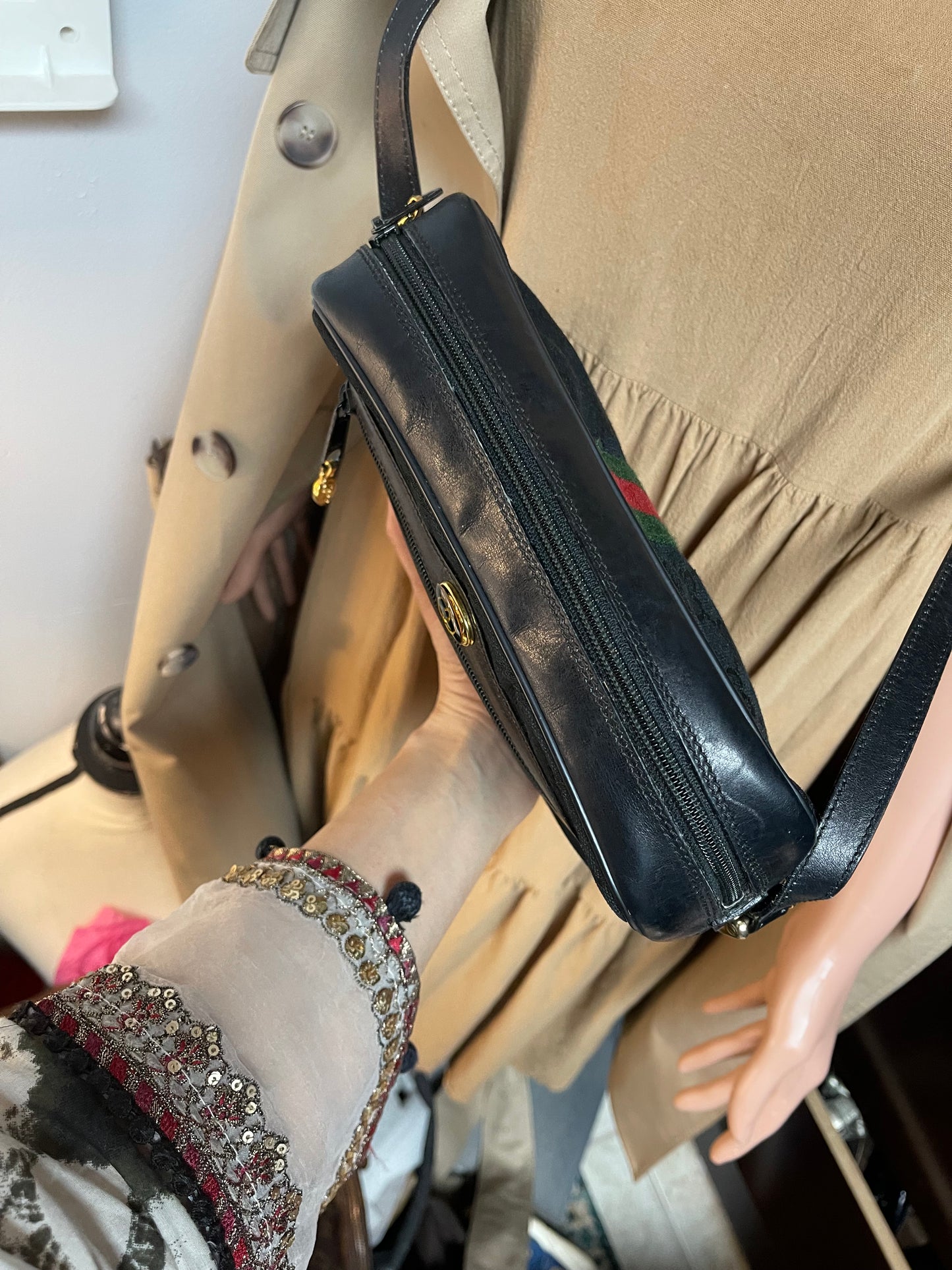 Authentic Gucci vintage crossbody bag