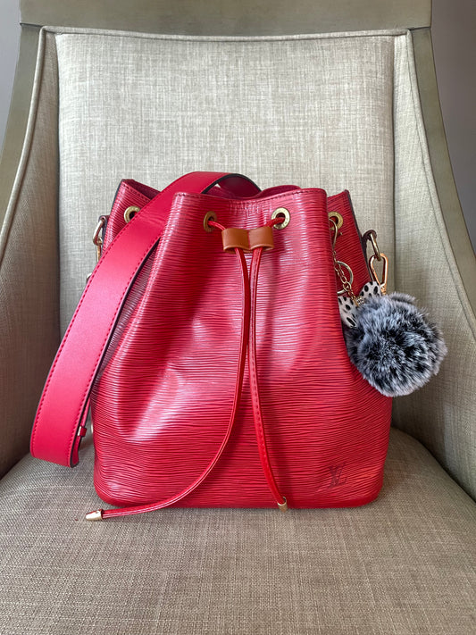 Authentic Louis Vuitton Epi noe shoulder bag red