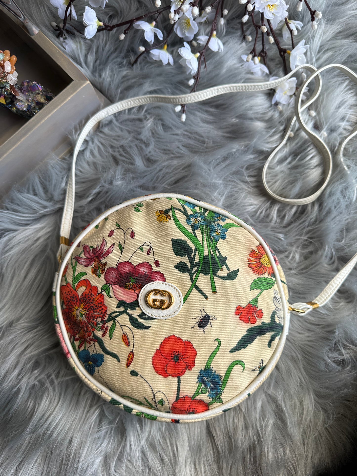 Authentic Gucci vintage crossbody bad