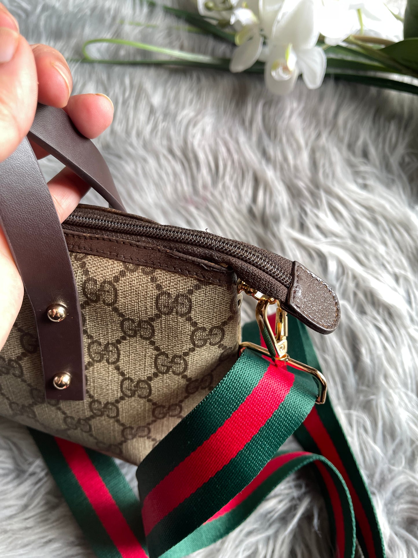 Authentic Gucci vintage GG canvas crossbody bag