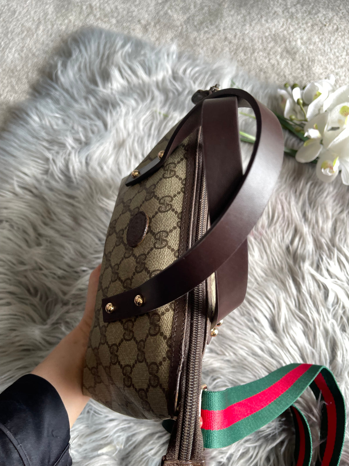Authentic Gucci vintage GG canvas crossbody bag