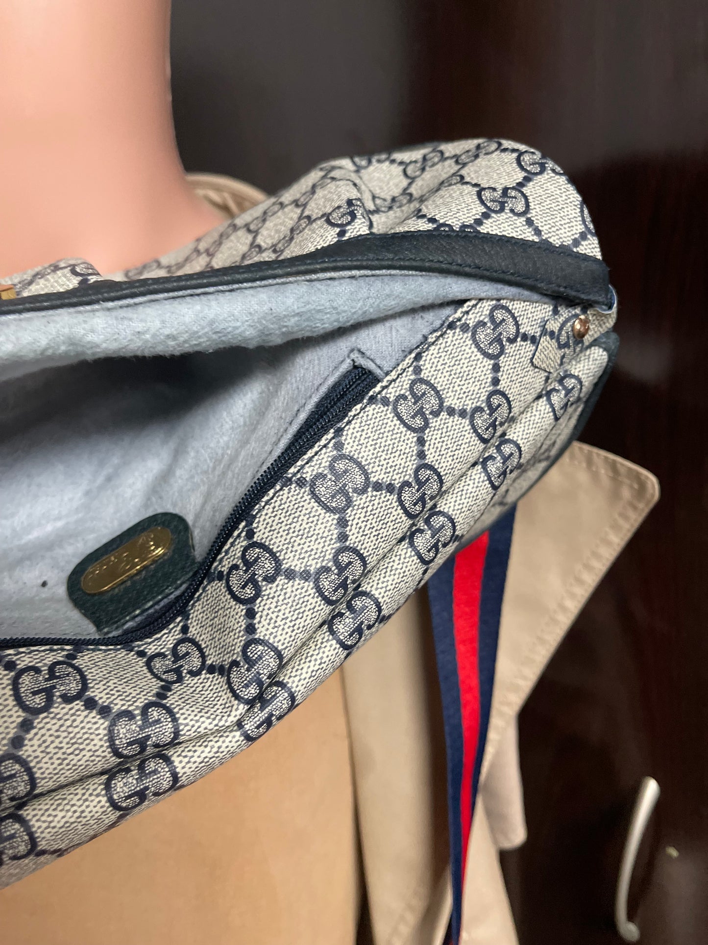 Authentic Gucci vintage GG canvas blue crossbody bag