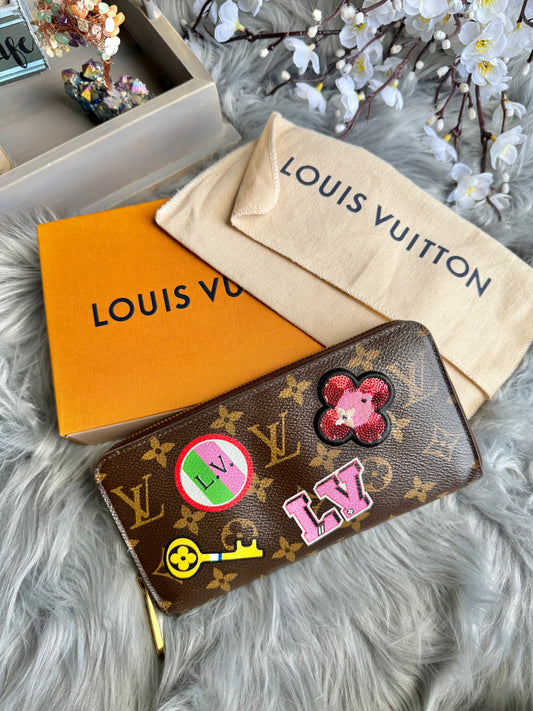 Authentic Louis Vuitton zip all around wallet