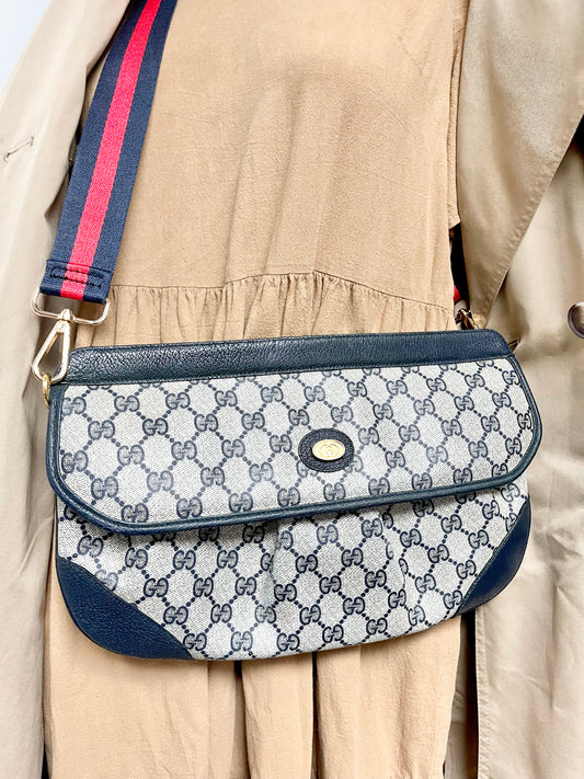 Authentic Gucci vintage GG canvas blue crossbody bag