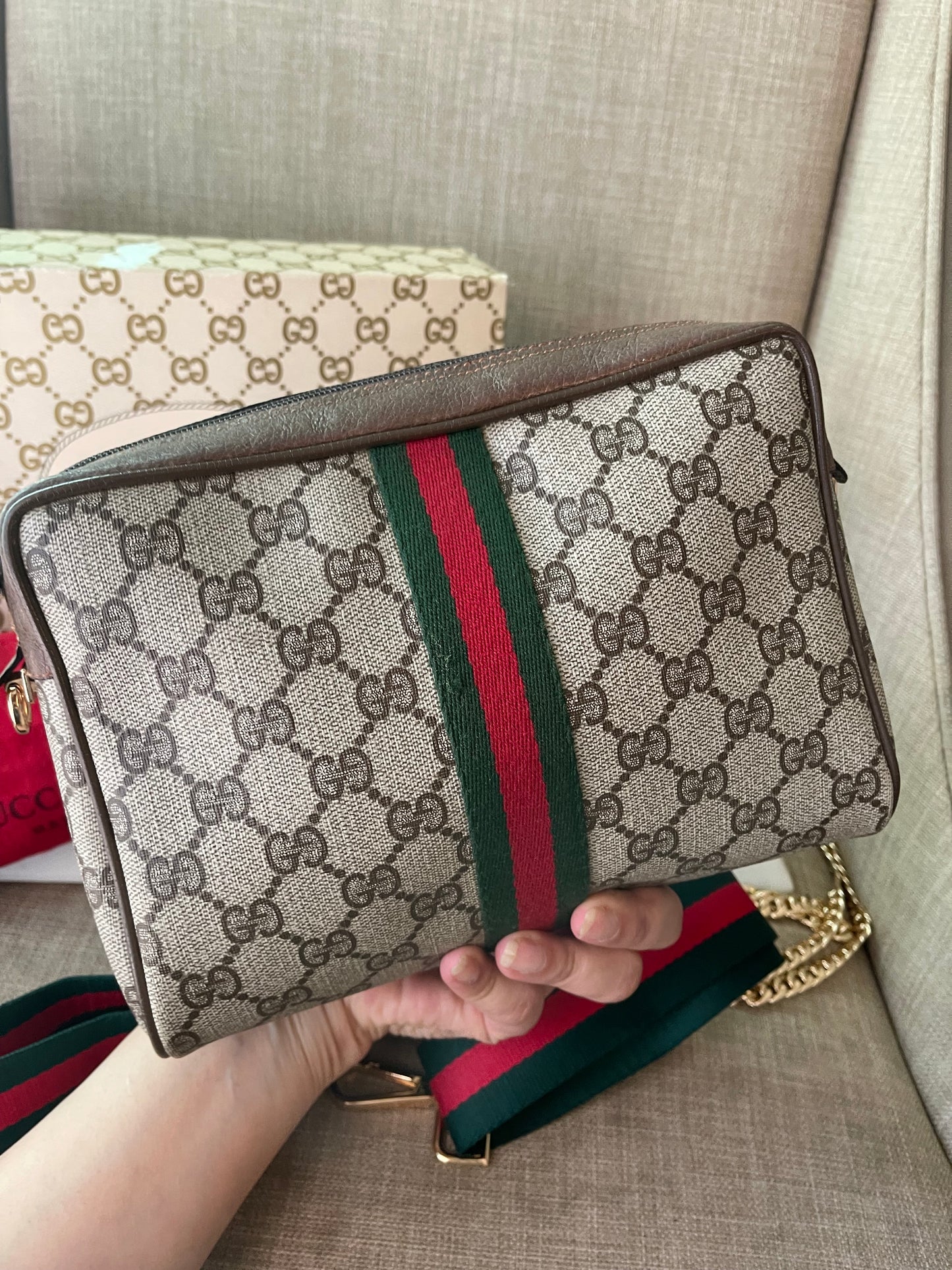 Authentic Gucci vintage web sherry line crossbody