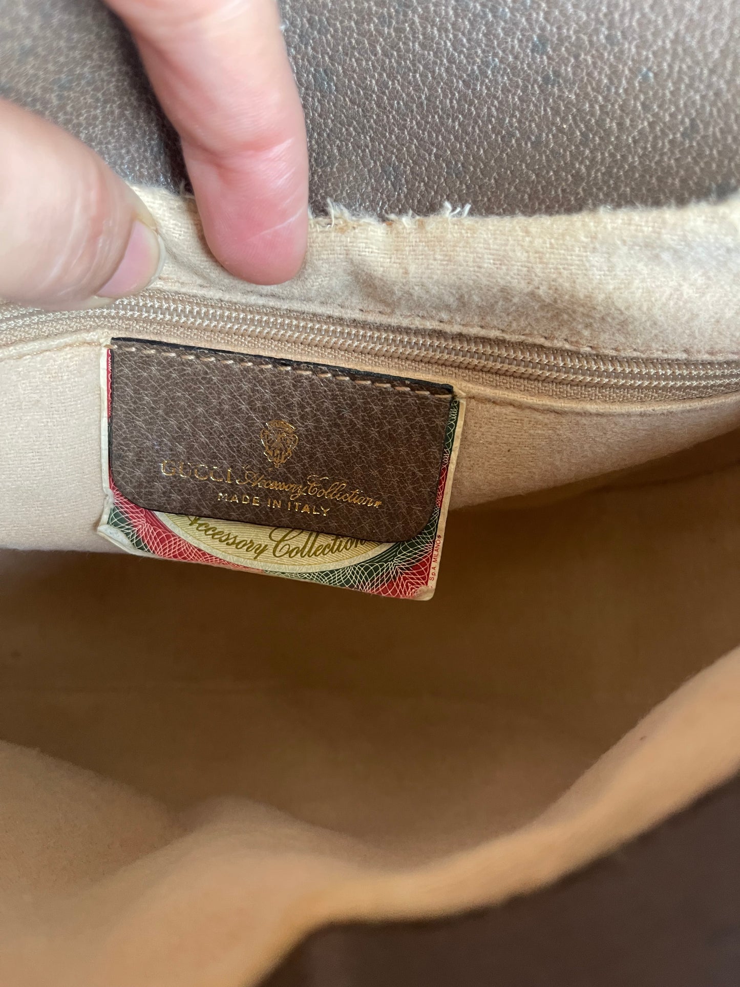 Authentic Gucci GG canvas crossbody