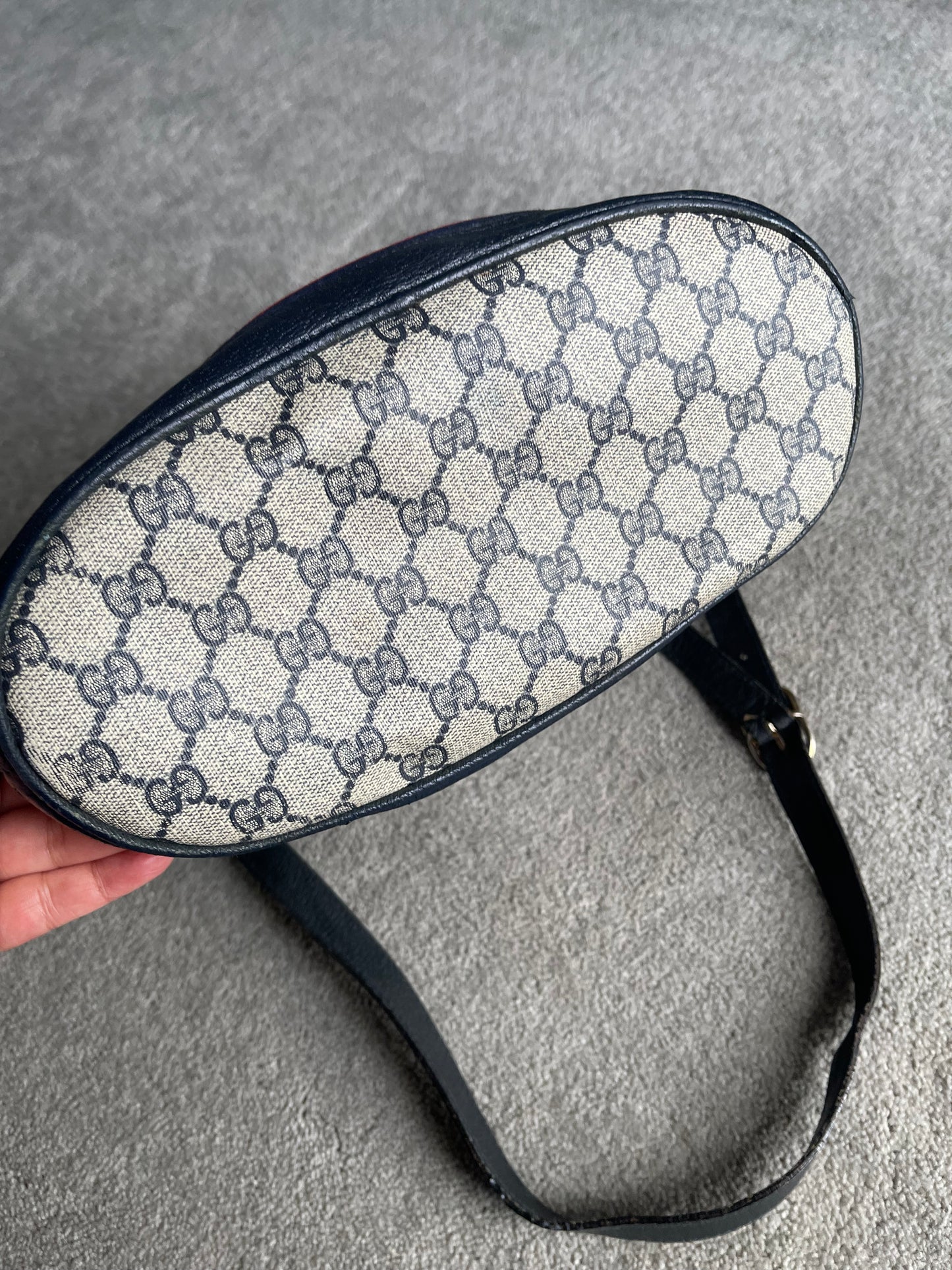 Authentic Gucci vintage web sherry line crossbody bag