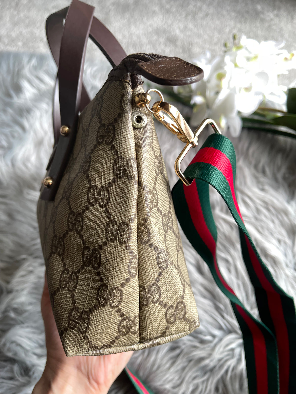 Authentic Gucci vintage GG canvas crossbody bag