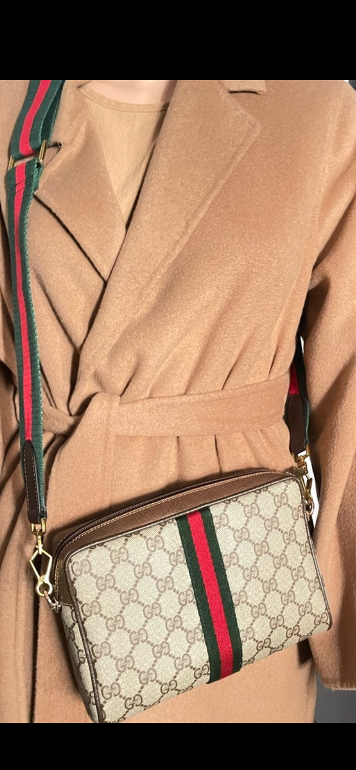 Authentic Gucci vintage web sherry line crossbody
