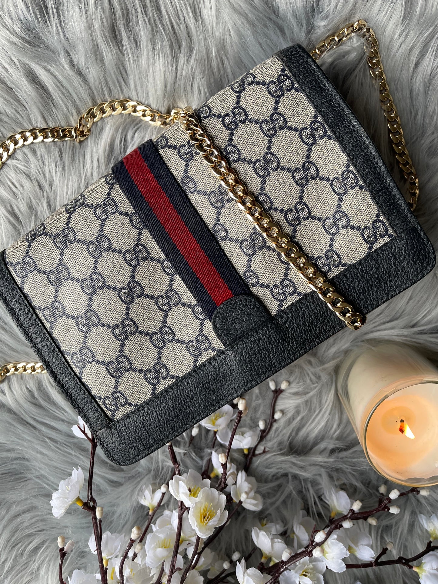 Authentic Gucci vintage crossbody bag