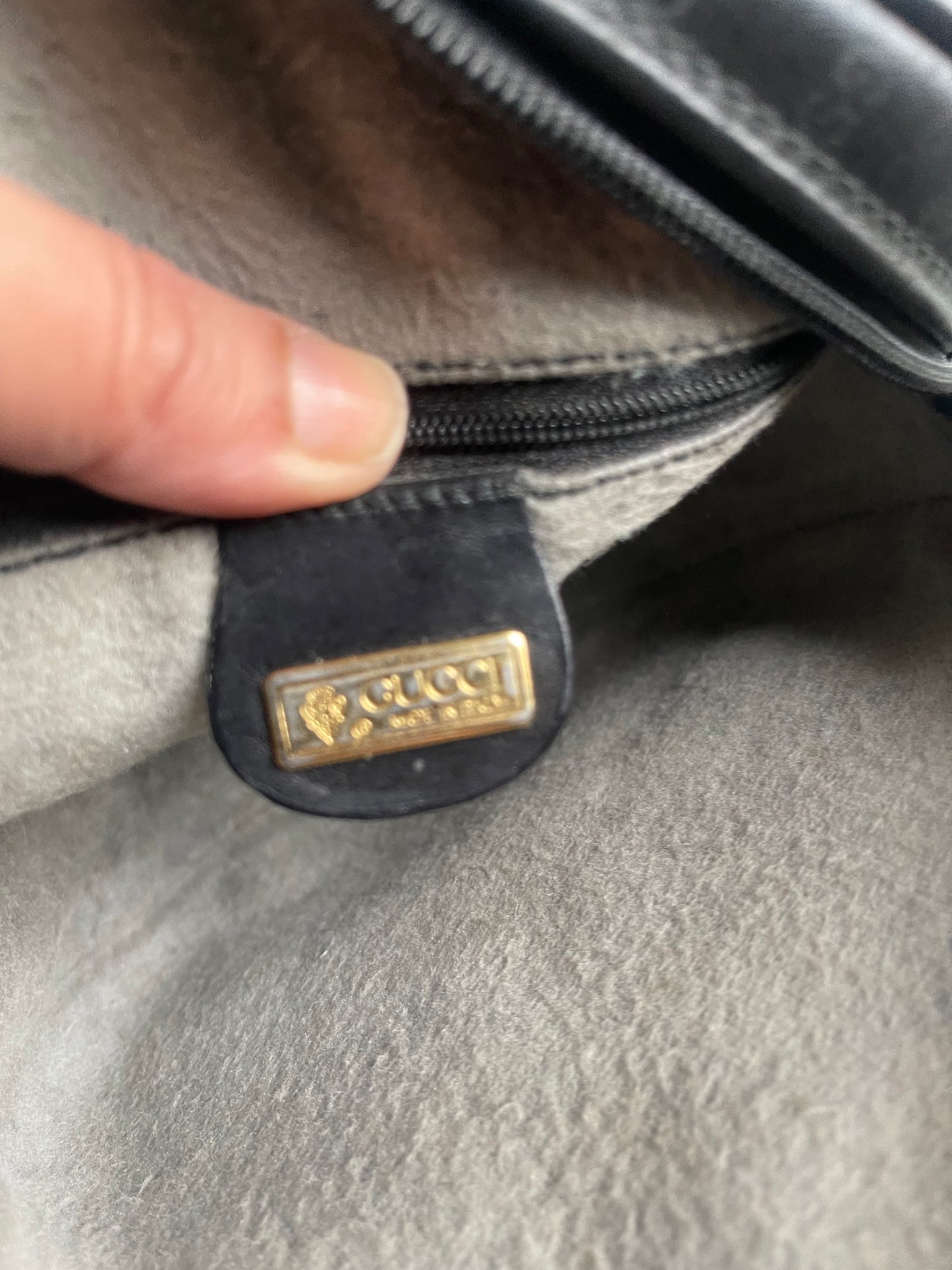 Authentic Gucci vintage crossbody bag
