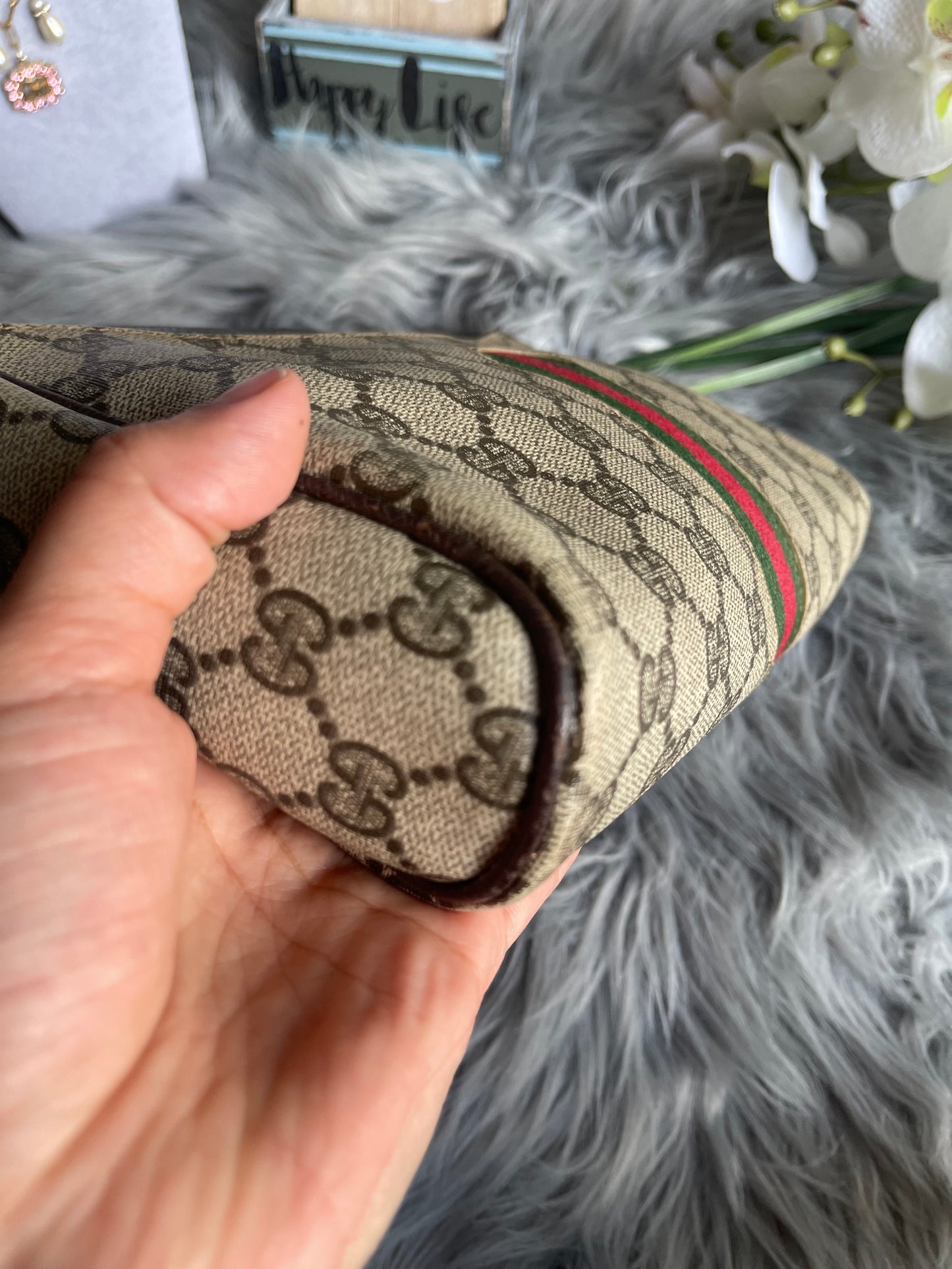 Authentic Gucci vintage web sherry line crossbody