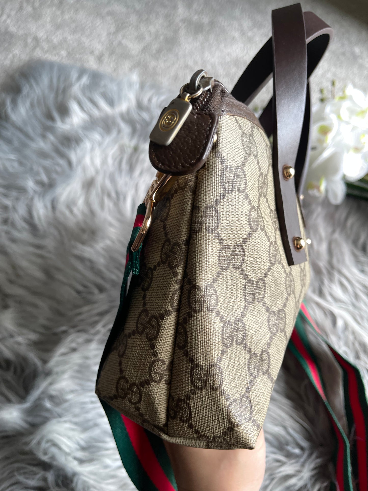 Authentic Gucci vintage GG canvas crossbody bag