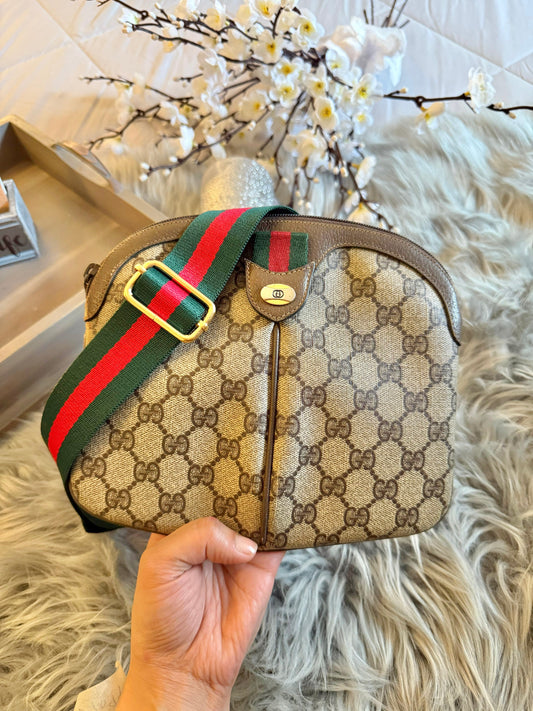 Authentic Gucci vintage web sherry line crossbody