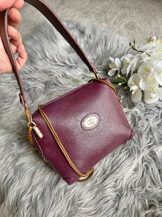 Authentic Gucci vintage mini crossbody bag
