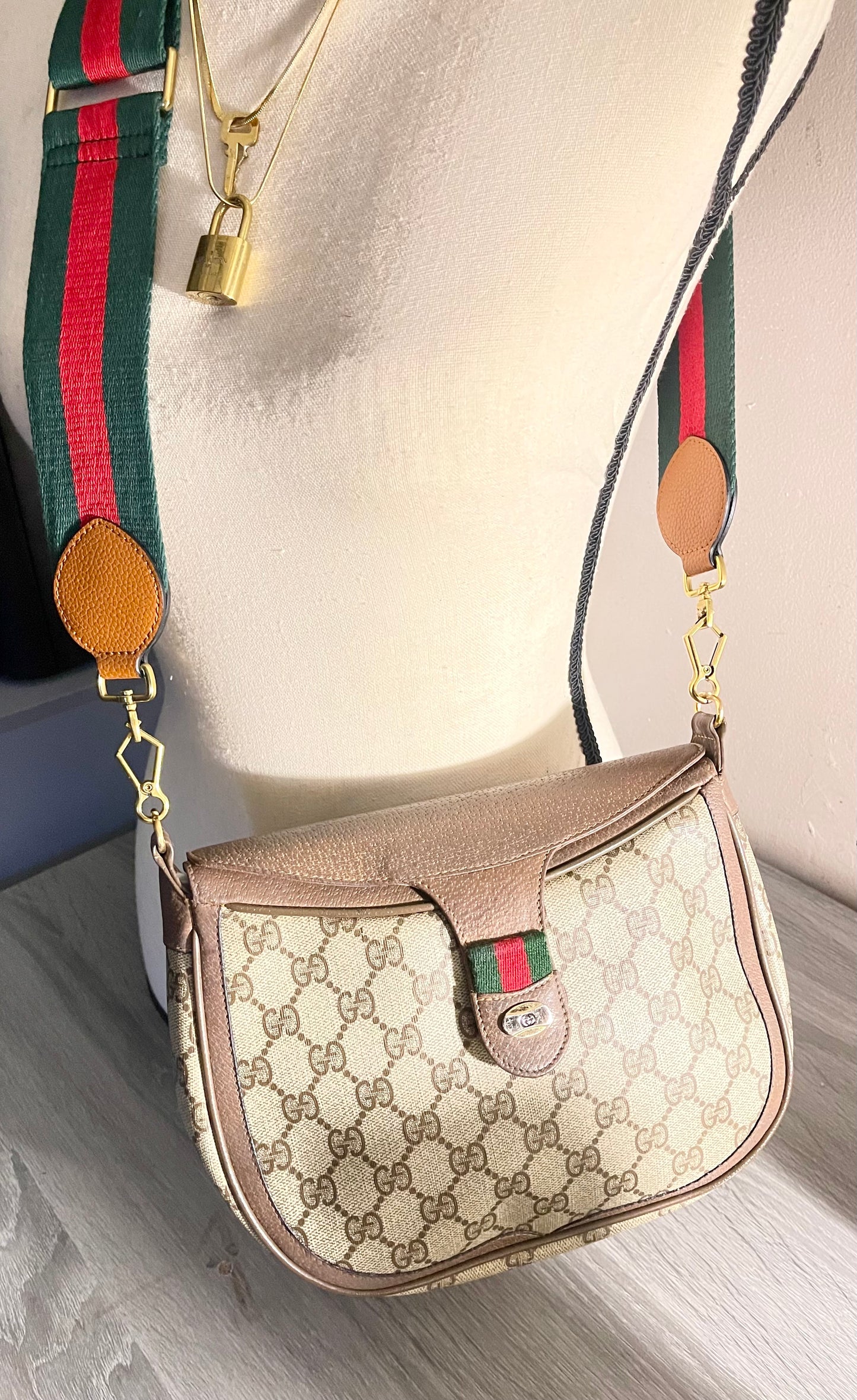 Authentic Gucci GG canvas crossbody