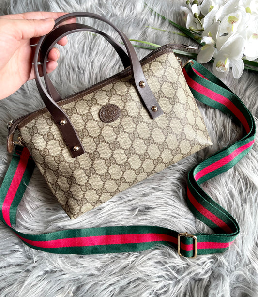 Authentic Gucci vintage GG canvas crossbody bag