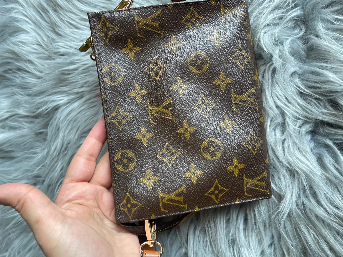 Authentic Louis Vuitton monogram pouch