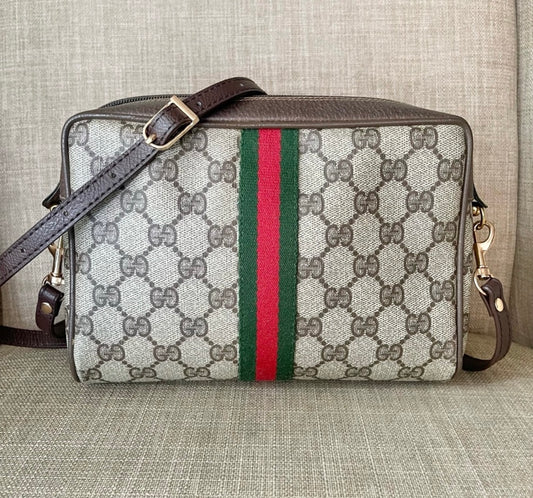 Authentic vintage Gucci crossbody bad