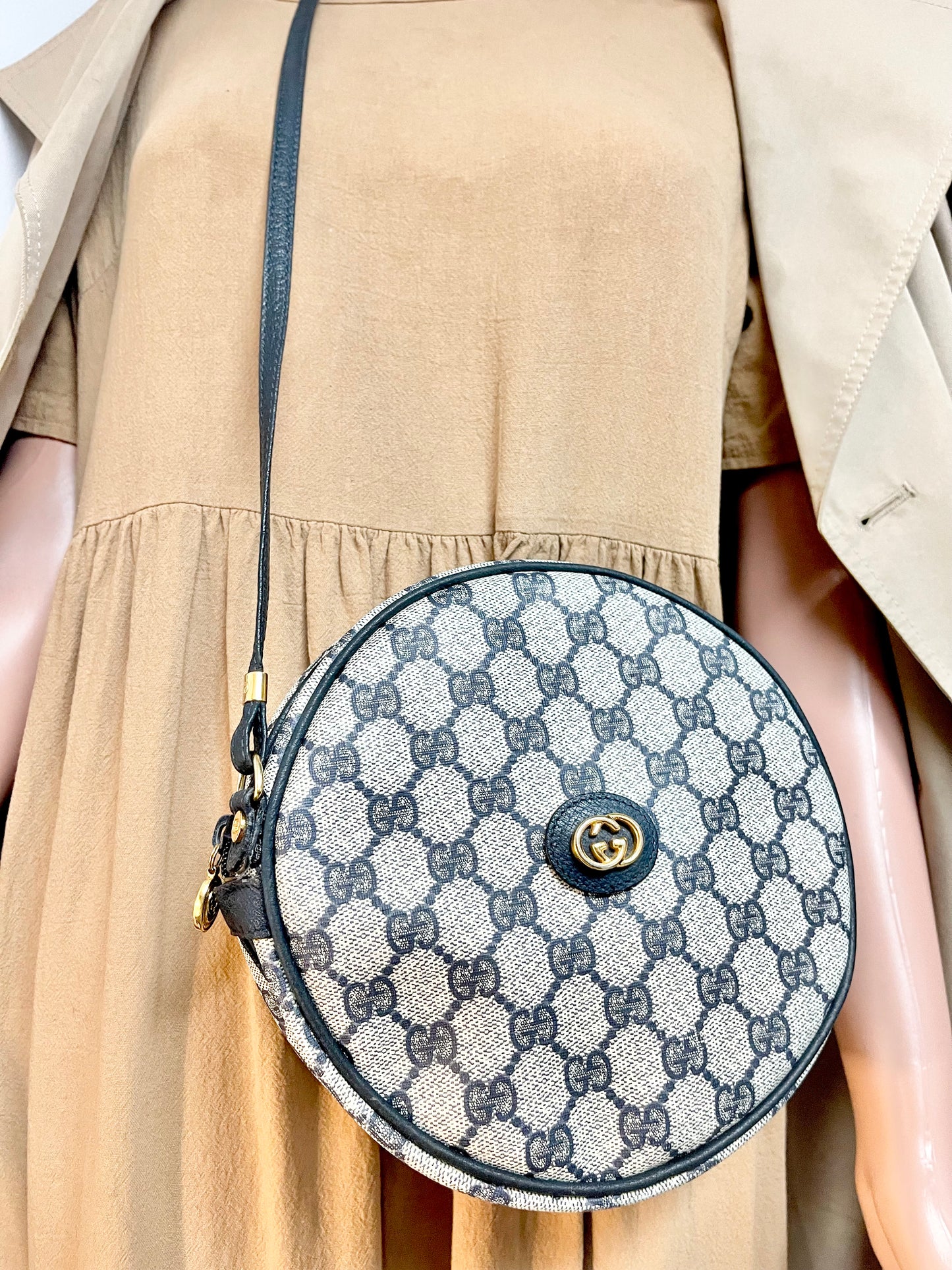 Authentic vintage Gucci crossbody bag
