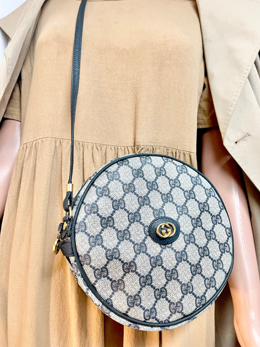 Authentic vintage Gucci crossbody bag
