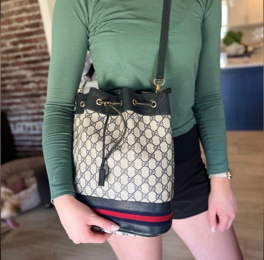 Authentic vintage Gucci web sherry line crossbody bag