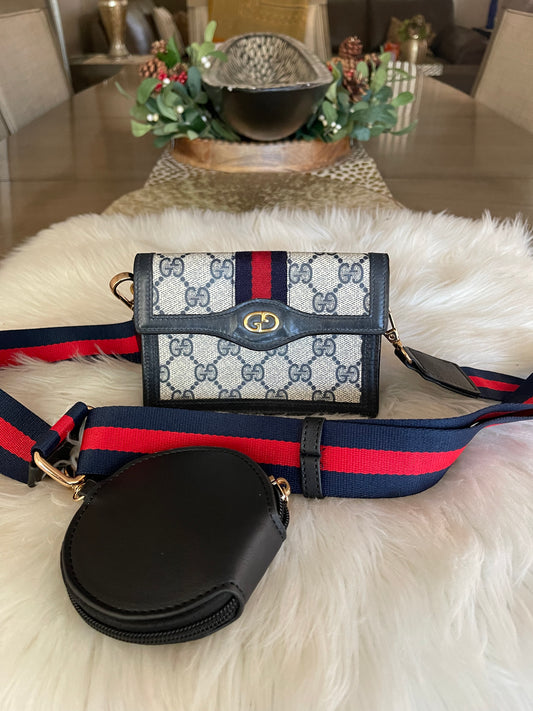 Authentic Gucci vintage web sherry like accessory collection