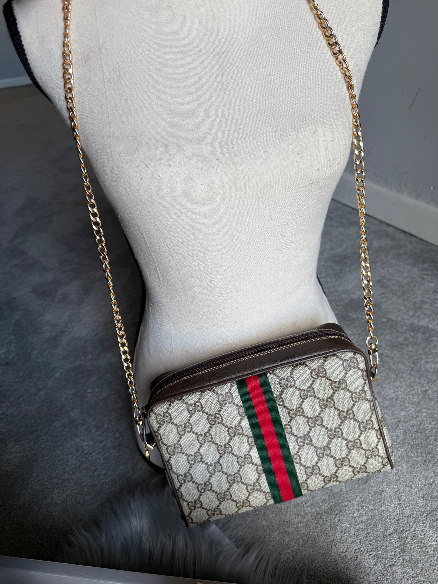 Authentic Gucci web sherry line clutch bag