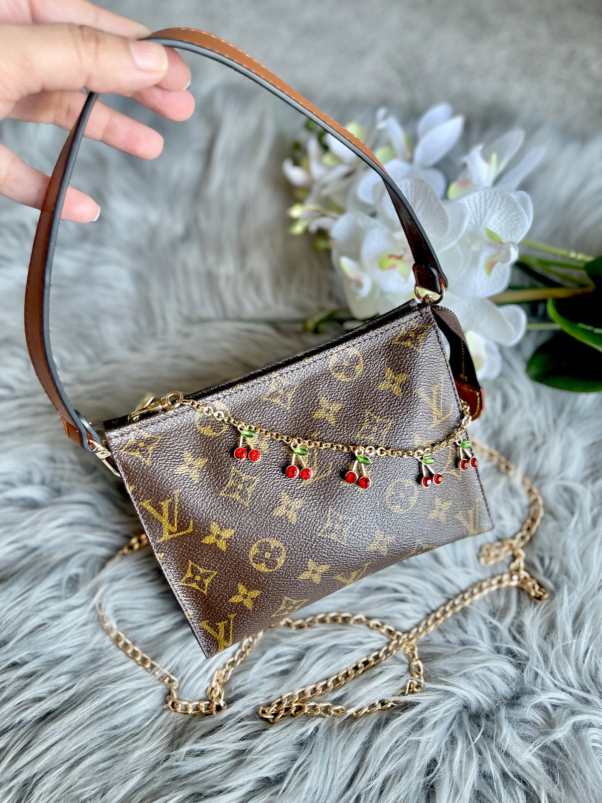 Authentic Louis Vuitton monogram pouch