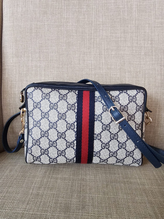 Authentic Gucci vintage web sherry line crossbody bag