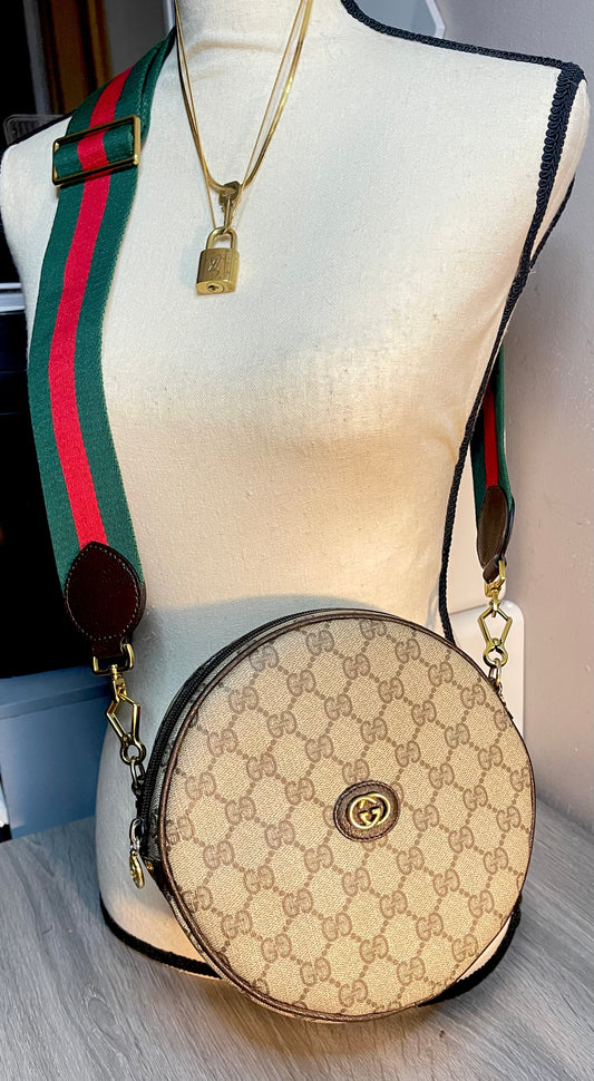 Authentic Gucci vintage gg canvas crossbody